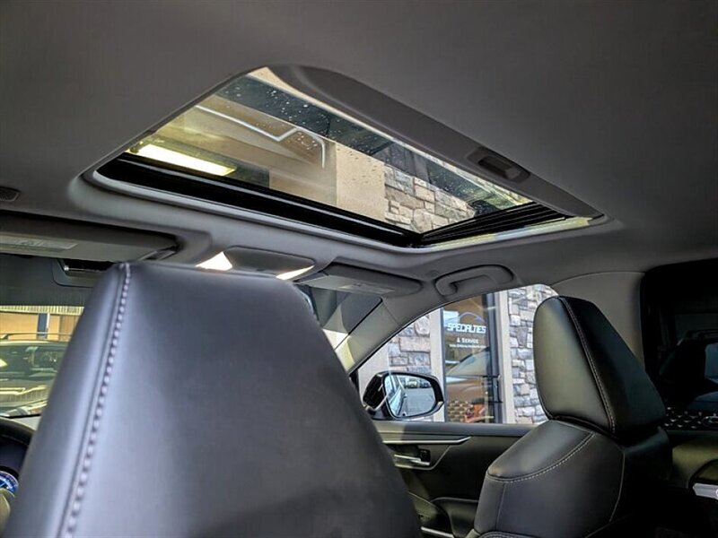 2024 Toyota RAV4 Hybrid XLE Premium - Photo 27 - Bountiful, UT 84010