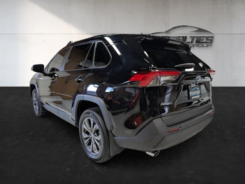 2024 Toyota RAV4 Hybrid XLE Premium - Photo 8 - Bountiful, UT 84010