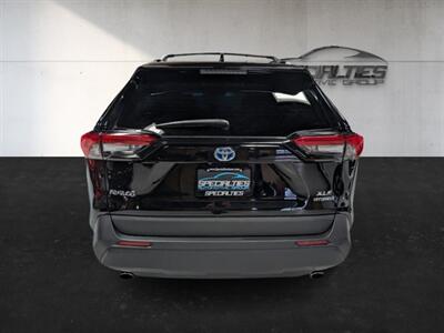 2024 Toyota RAV4 Hybrid XLE Premium - Photo 9 - Bountiful, UT 84010
