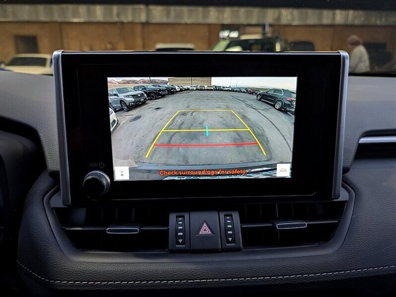 2024 Toyota RAV4 Hybrid XLE Premium - Photo 24 - Bountiful, UT 84010