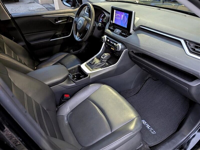 2024 Toyota RAV4 Hybrid XLE Premium - Photo 4 - Bountiful, UT 84010
