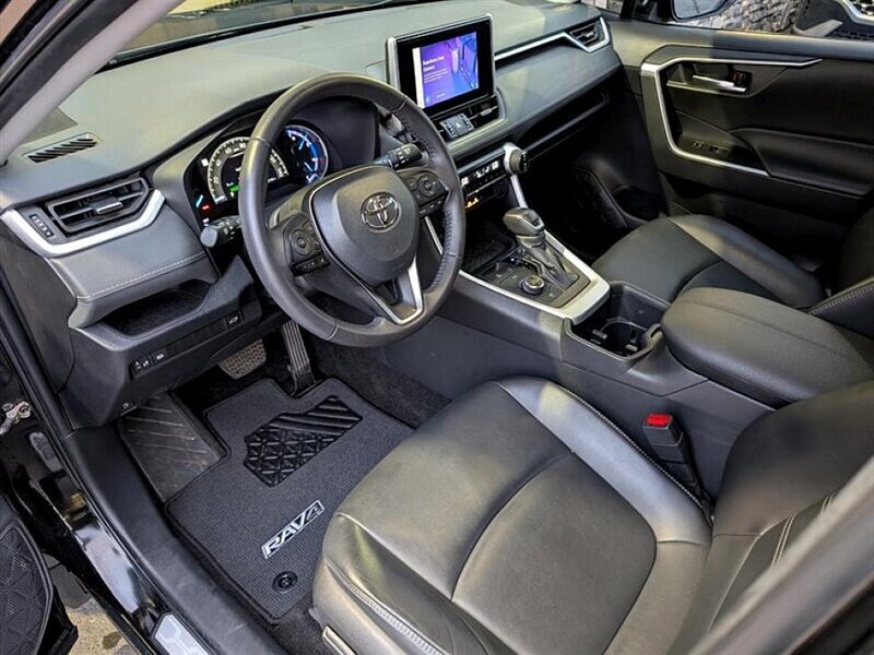 2024 Toyota RAV4 Hybrid XLE Premium - Photo 2 - Bountiful, UT 84010