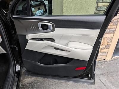 2022 Kia Sorento Plug-In Hybrid SX - Photo 32 - Bountiful, UT 84010