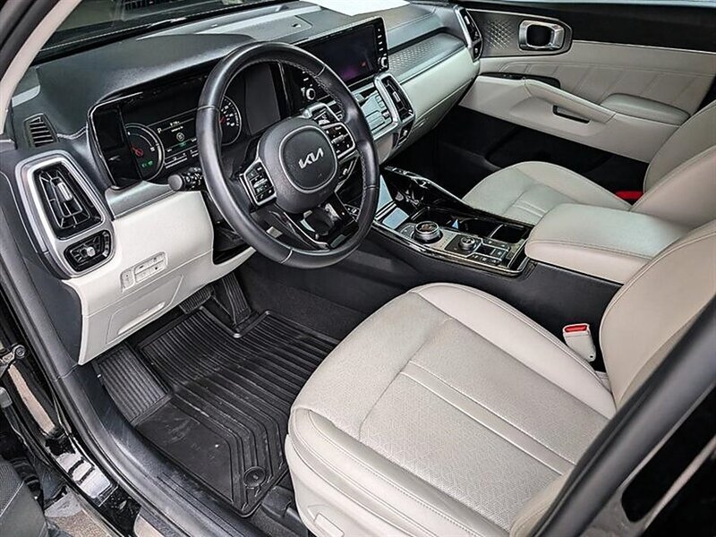 2022 Kia Sorento Plug-In Hybrid SX - Photo 2 - Bountiful, UT 84010