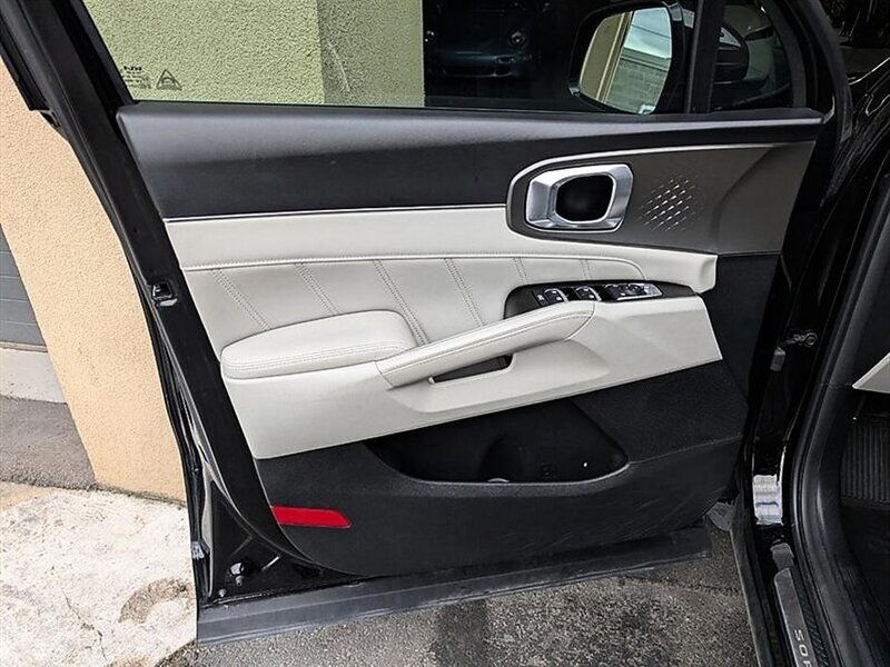 2022 Kia Sorento Plug-In Hybrid SX - Photo 18 - Bountiful, UT 84010