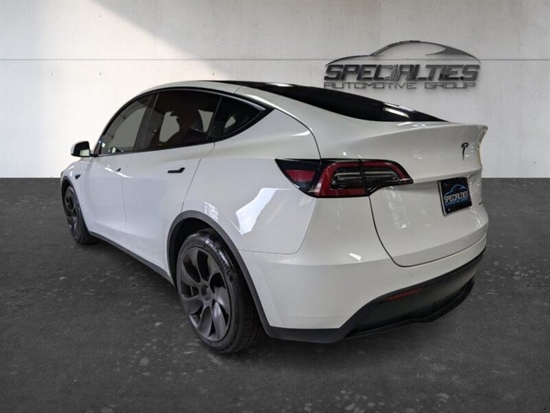 2023 Tesla Model Y Long Range w/ Acceleration Boost - Photo 8 - Bountiful, UT 84010