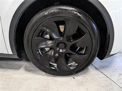 2023 Tesla Model Y Long Range  w/ Acceleration Boost - Photo 12 - Bountiful, UT 84010