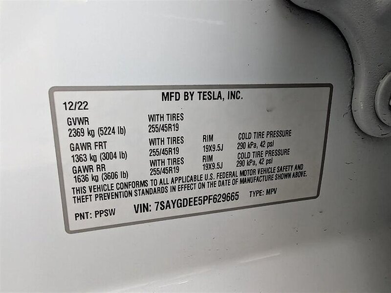 2023 Tesla Model Y Long Range w/ Acceleration Boost - Photo 31 - Bountiful, UT 84010
