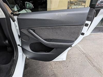2023 Tesla Model Y Long Range w/ Acceleration Boost - Photo 27 - Bountiful, UT 84010
