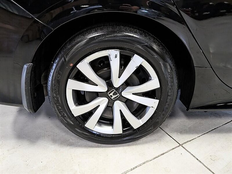 2022 Honda Civic LX - Photo 13 - Bountiful, UT 84010