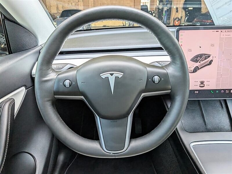 2021 Tesla Model Y Long Range w/ Acceleration Boost - Photo 19 - Bountiful, UT 84010