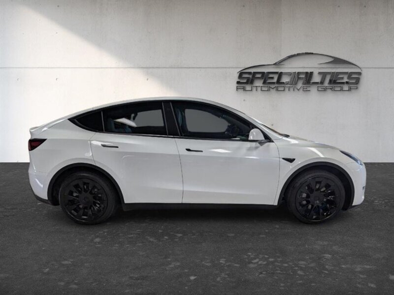 2021 Tesla Model Y Long Range w/ Acceleration Boost - Photo 11 - Bountiful, UT 84010