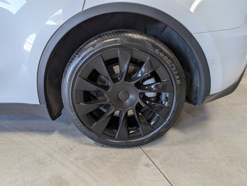 2021 Tesla Model Y Long Range w/ Acceleration Boost - Photo 14 - Bountiful, UT 84010