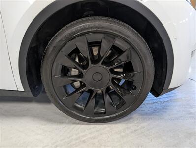 2021 Tesla Model Y Long Range w/ Acceleration Boost - Photo 12 - Bountiful, UT 84010