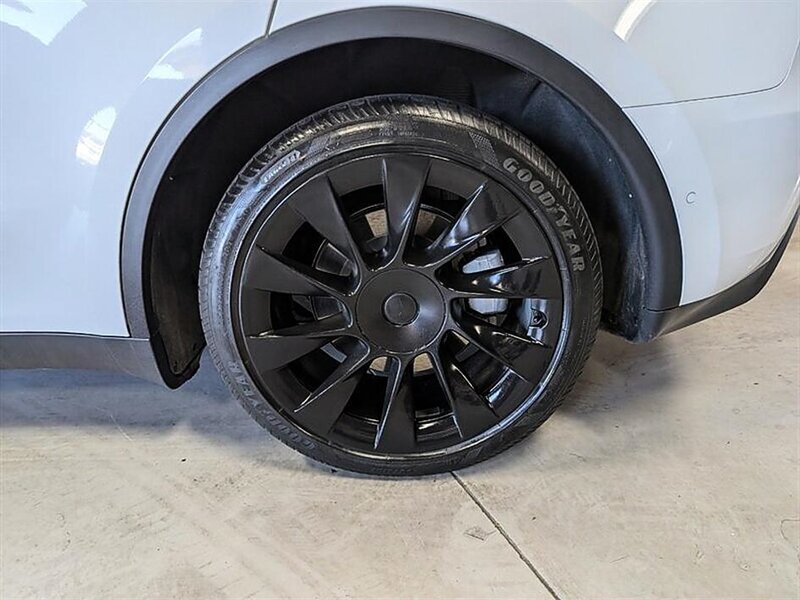 2021 Tesla Model Y Long Range w/ Acceleration Boost - Photo 14 - Bountiful, UT 84010
