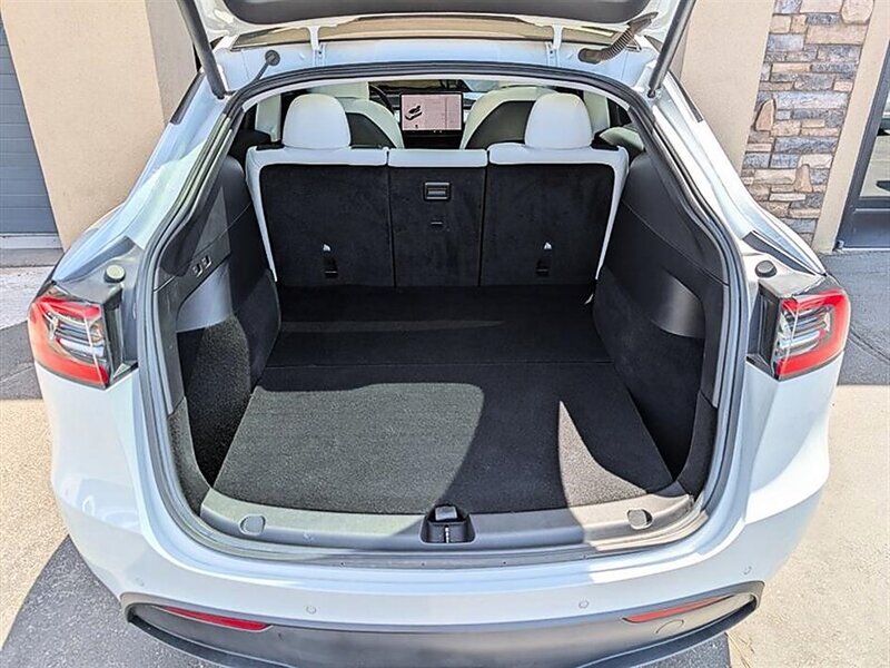 2021 Tesla Model Y Long Range w/ Acceleration Boost - Photo 30 - Bountiful, UT 84010