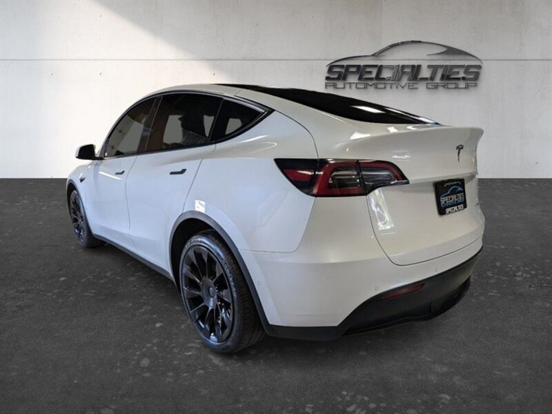 2021 Tesla Model Y Long Range w/ Acceleration Boost - Photo 8 - Bountiful, UT 84010