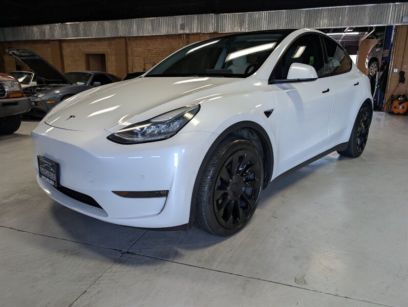 2021 Tesla Model Y Long Range w/ Acceleration Boost - Photo 5 - Bountiful, UT 84010