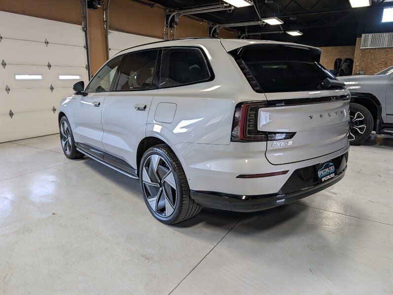 2025 Volvo EX90 Performance Ultra 7-Passenger - Photo 8 - Bountiful, UT 84010