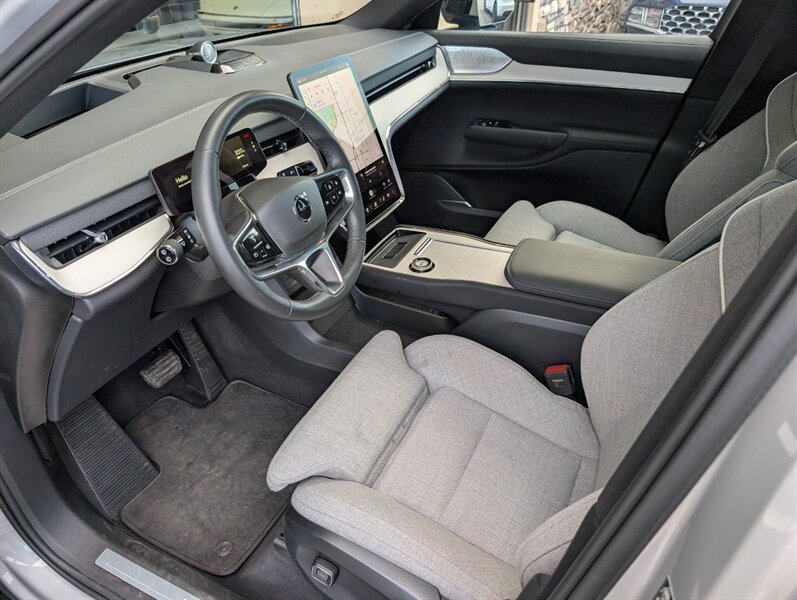 2025 Volvo EX90 Performance Ultra 7-Passenger - Photo 2 - Bountiful, UT 84010