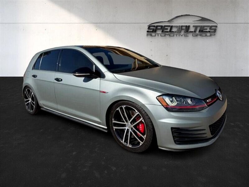 2017 Volkswagen Golf GTI Sport  