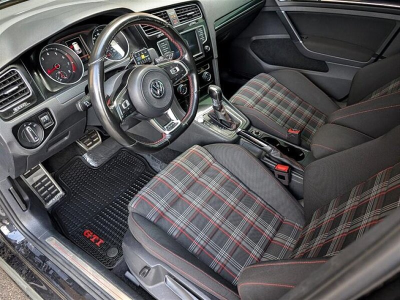 2017 Volkswagen Golf GTI Sport   - Photo 3 - Bountiful, UT 84010