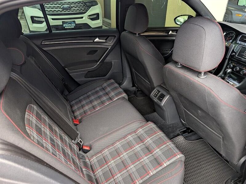 2017 Volkswagen Golf GTI Sport   - Photo 28 - Bountiful, UT 84010