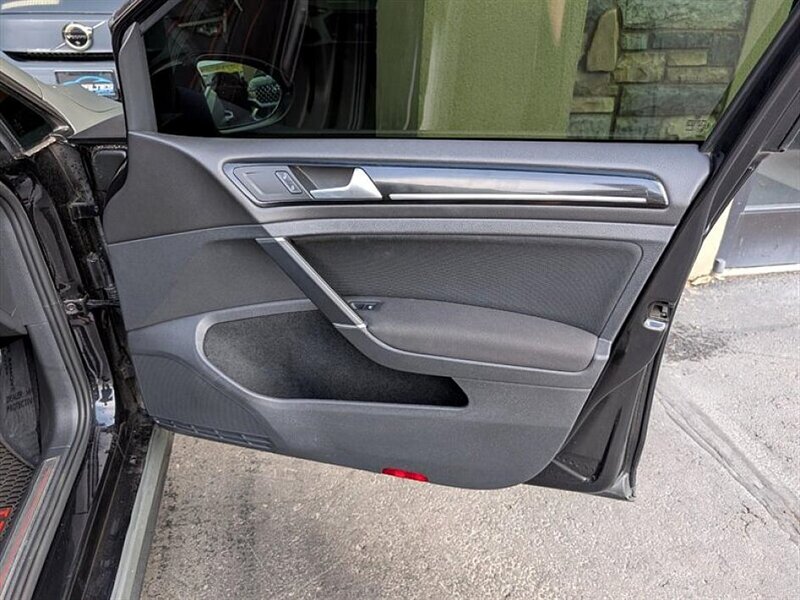 2017 Volkswagen Golf GTI Sport   - Photo 29 - Bountiful, UT 84010