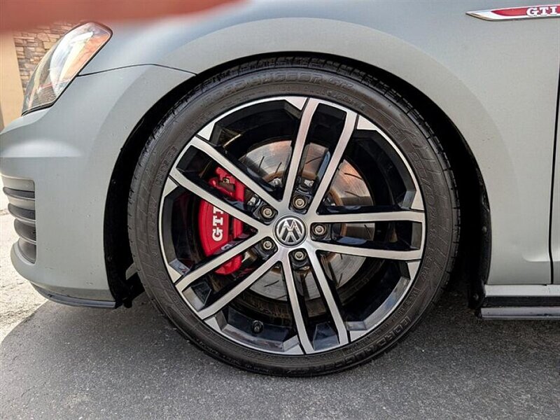 2017 Volkswagen Golf GTI Sport   - Photo 16 - Bountiful, UT 84010
