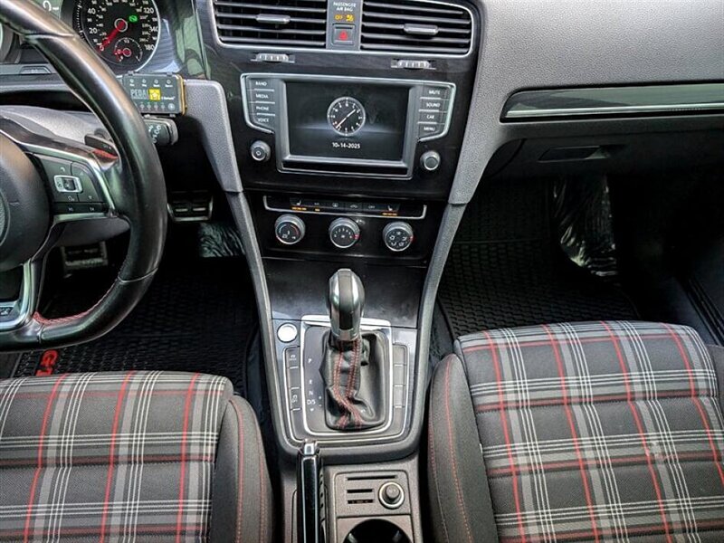2017 Volkswagen Golf GTI Sport   - Photo 21 - Bountiful, UT 84010