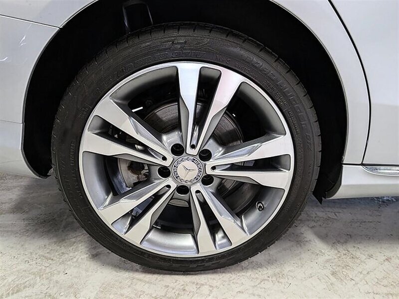 2016 Mercedes-Benz C 300 4MATIC - Photo 13 - Bountiful, UT 84010