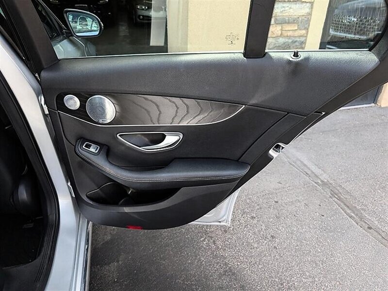 2016 Mercedes-Benz C 300 4MATIC - Photo 28 - Bountiful, UT 84010