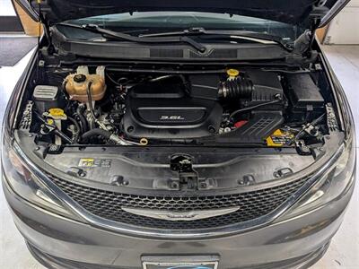 2017 Chrysler Pacifica Touring   - Photo 17 - Bountiful, UT 84010