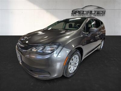 2017 Chrysler Pacifica Touring   - Photo 5 - Bountiful, UT 84010