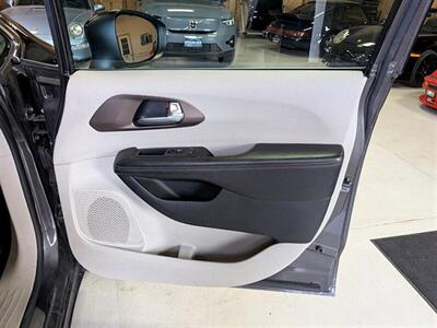 2017 Chrysler Pacifica Touring   - Photo 28 - Bountiful, UT 84010