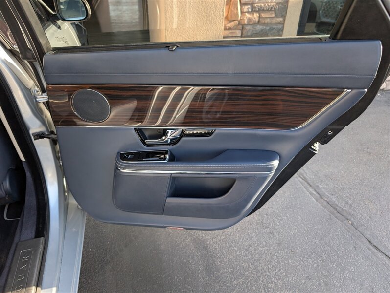 2012 Jaguar XJL Portfolio - Photo 28 - Bountiful, UT 84010