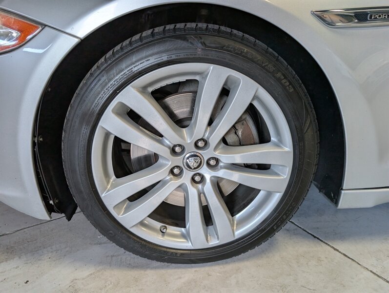 2012 Jaguar XJL Portfolio - Photo 15 - Bountiful, UT 84010