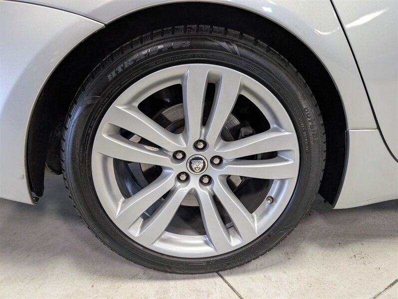 2012 Jaguar XJL Portfolio - Photo 13 - Bountiful, UT 84010
