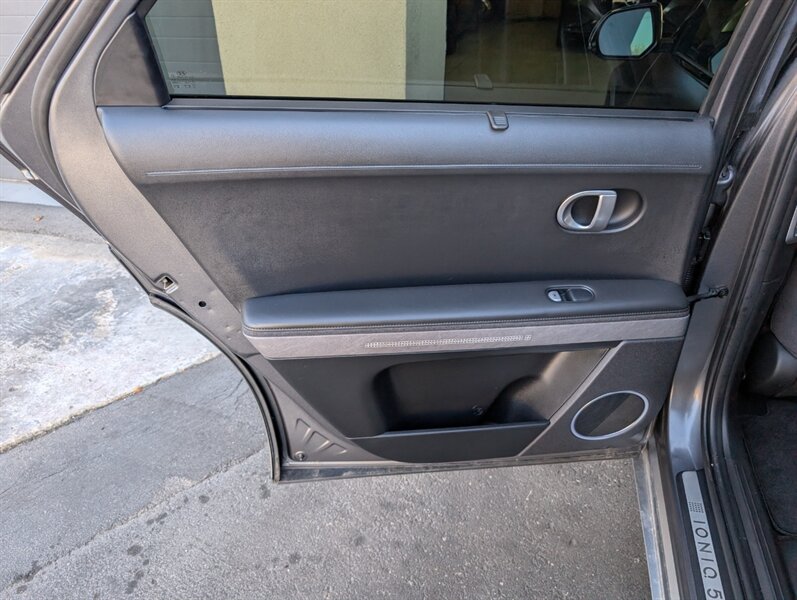 2024 Hyundai IONIQ 5 Limited - Photo 25 - Bountiful, UT 84010