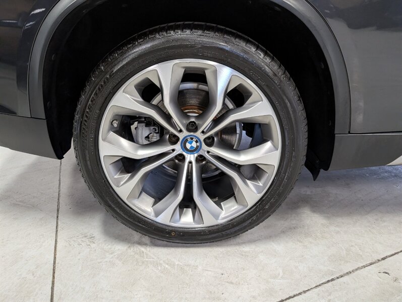 2018 BMW X5 xDrive40e iPerforman - Photo 13 - Bountiful, UT 84010