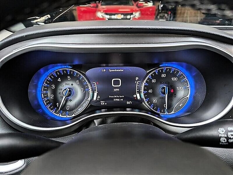 2024 Chrysler Pacifica Touring L - Photo 20 - Bountiful, UT 84010