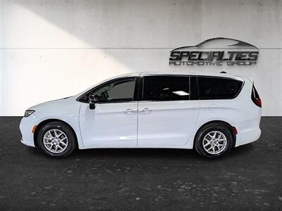 2024 Chrysler Pacifica Touring L - Photo 7 - Bountiful, UT 84010