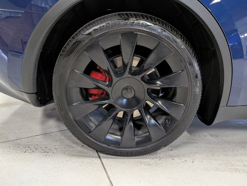 2023 Tesla Model Y Long Range 7-Passenger - Photo 13 - Bountiful, UT 84010