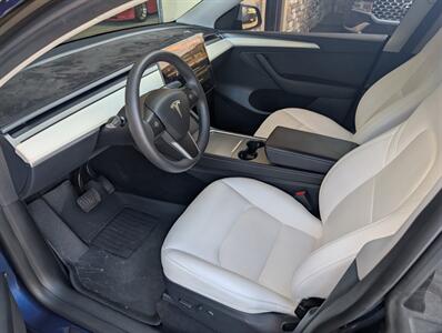 2023 Tesla Model Y Long Range 7-Passenger - Photo 2 - Bountiful, UT 84010
