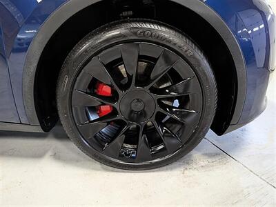 2023 Tesla Model Y Long Range  7-Passenger - Photo 12 - Bountiful, UT 84010