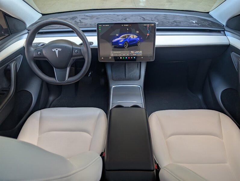 2023 Tesla Model Y Long Range 7-Passenger - Photo 3 - Bountiful, UT 84010