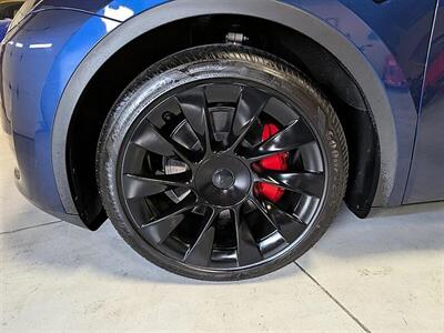 2023 Tesla Model Y Long Range  7-Passenger - Photo 15 - Bountiful, UT 84010
