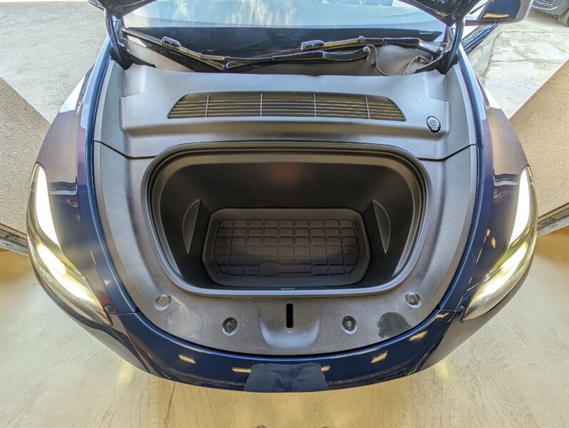 2023 Tesla Model Y Long Range 7-Passenger - Photo 16 - Bountiful, UT 84010