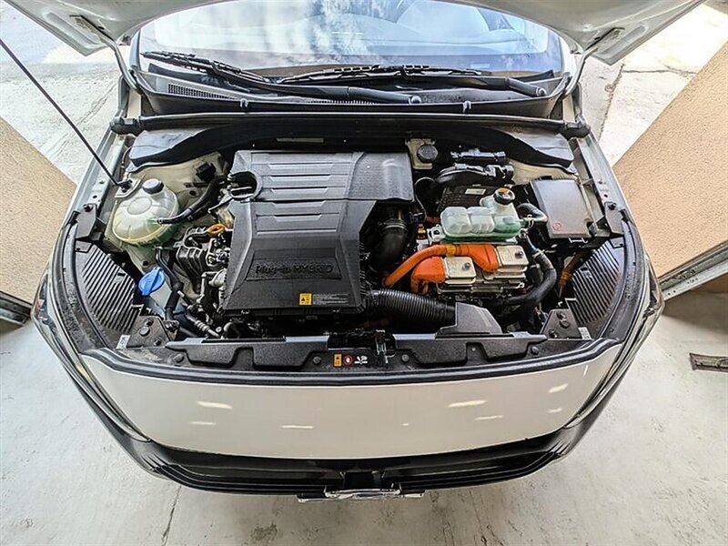 2018 Hyundai IONIQ Plug-in Hybrid Limited - Photo 17 - Bountiful, UT 84010