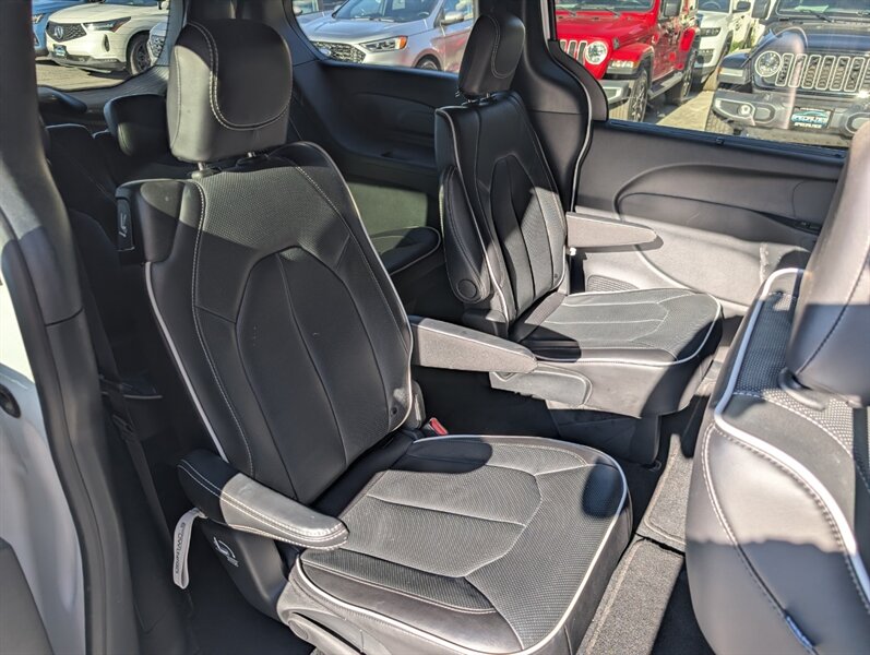 2026 Chrysler Pacifica Limited - Photo 28 - Bountiful, UT 84010